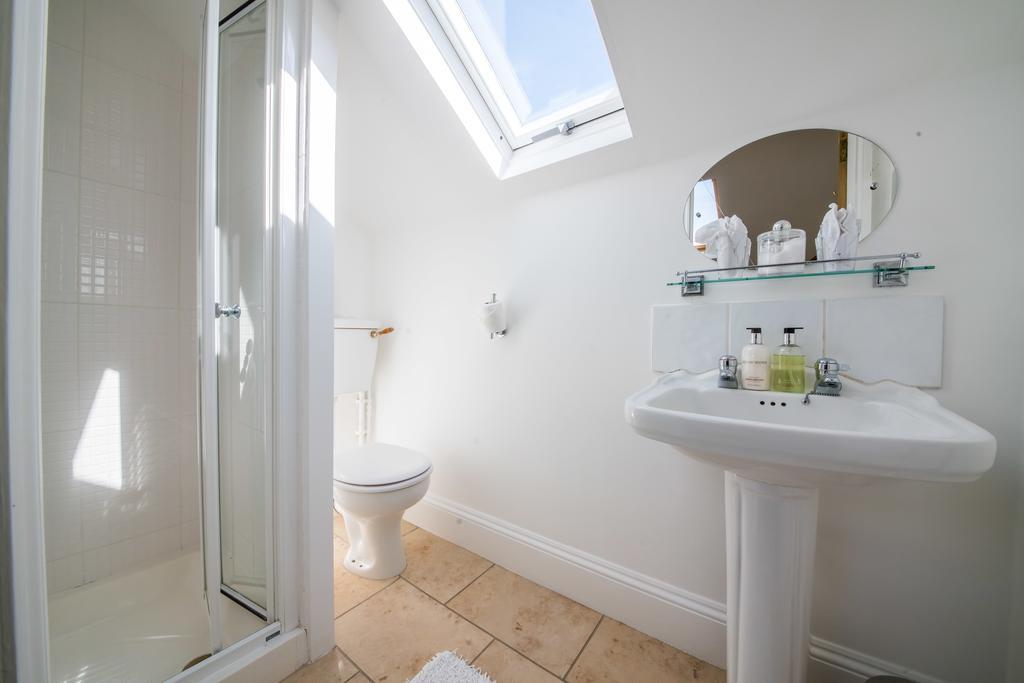 The Firs Bed & Breakfast Bath Exterior photo